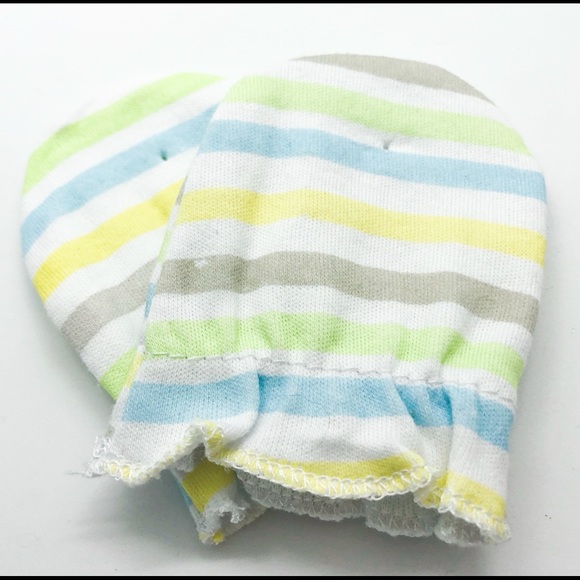 4 pack Baby Mitts set - Picture 5 of 7